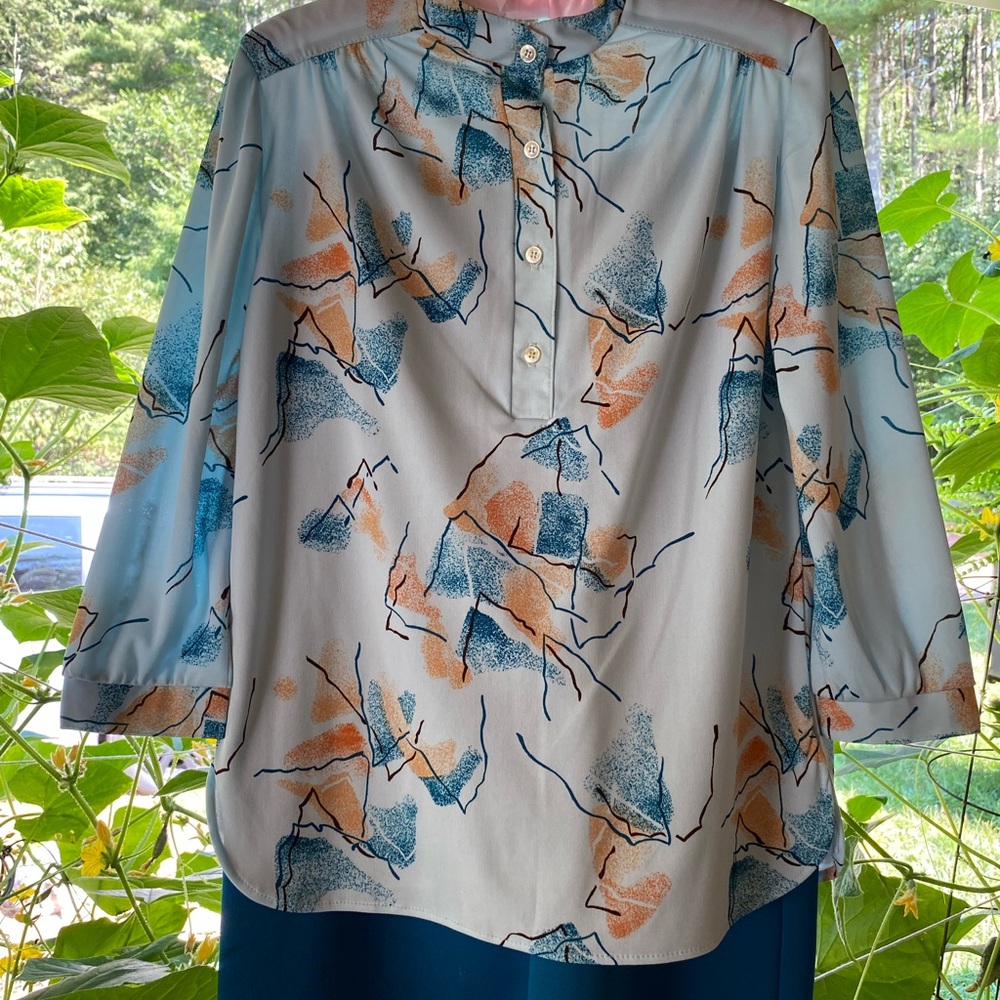 Abstract Patterned Blouse and skirt